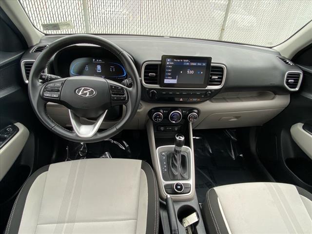 2024 Hyundai VENUE SEL