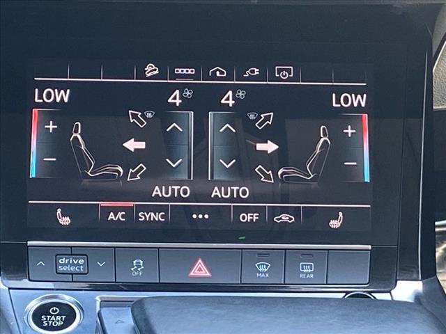 2021 Audi e-tron Premium quattro