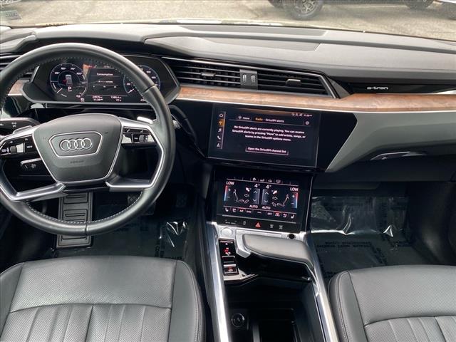 2019 Audi e-tron Premium Plus quattro