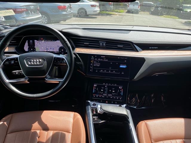 2021 Audi e-tron Premium Plus quattro