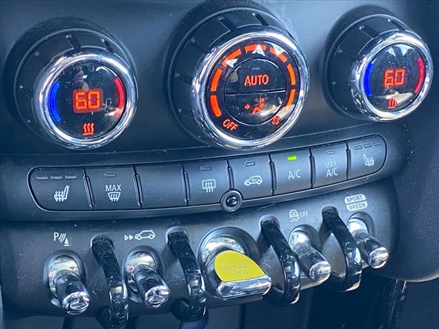 2021 MINI Hardtop 2 Door Signature