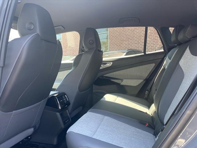 2025 Volkswagen ID.4 Pro