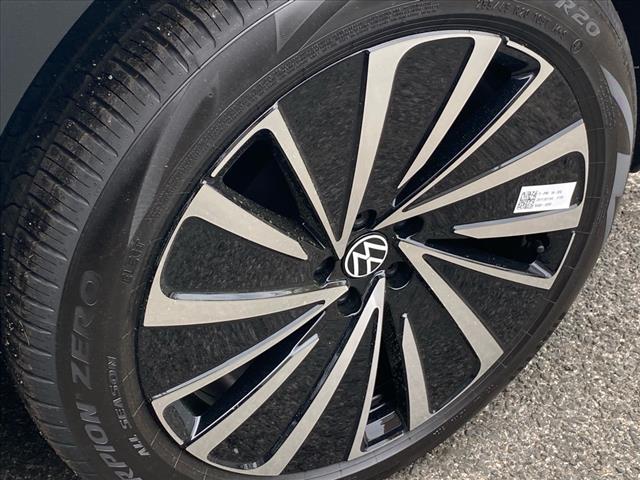 2025 Volkswagen ID.4 Pro