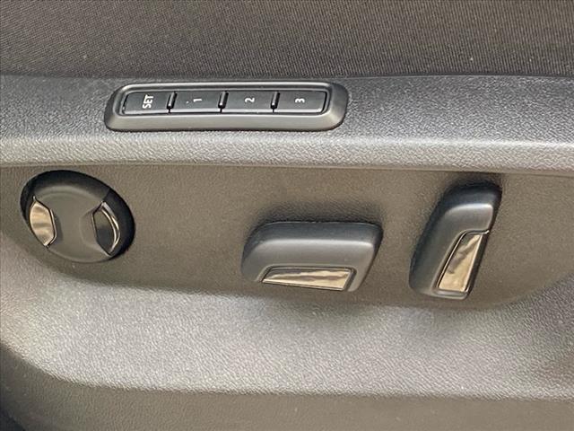 2024 Volkswagen Atlas 2.0T Peak Edition SEL