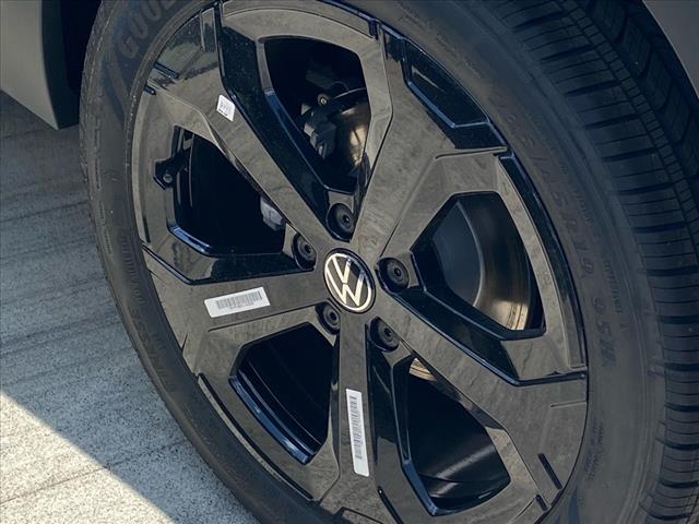 2025 Volkswagen Taos 