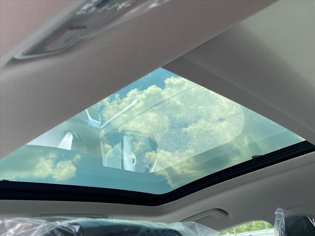 2025 Volkswagen Taos 