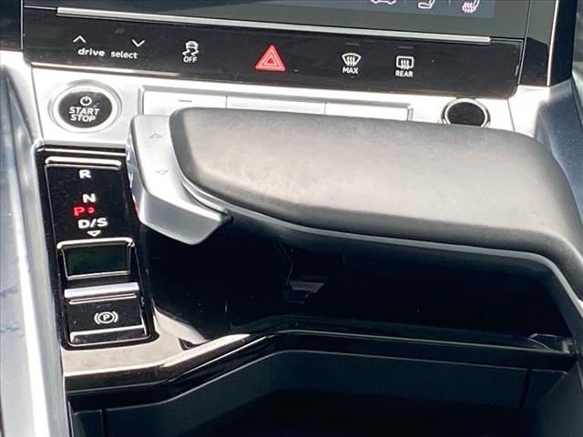 2021 Audi e-tron Premium Plus quattro