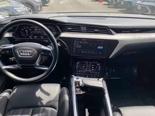 2021 Audi e-tron Prestige quattro