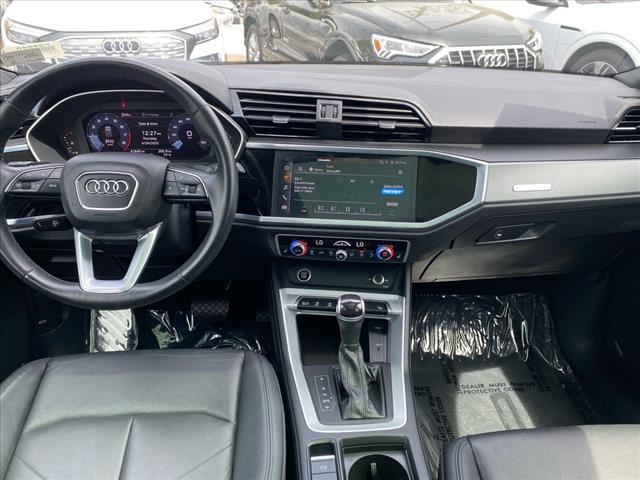 2023 Audi Q3 quattro S line Premium 45 TFSI