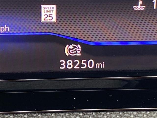 2022 Volkswagen Golf R 2.0T