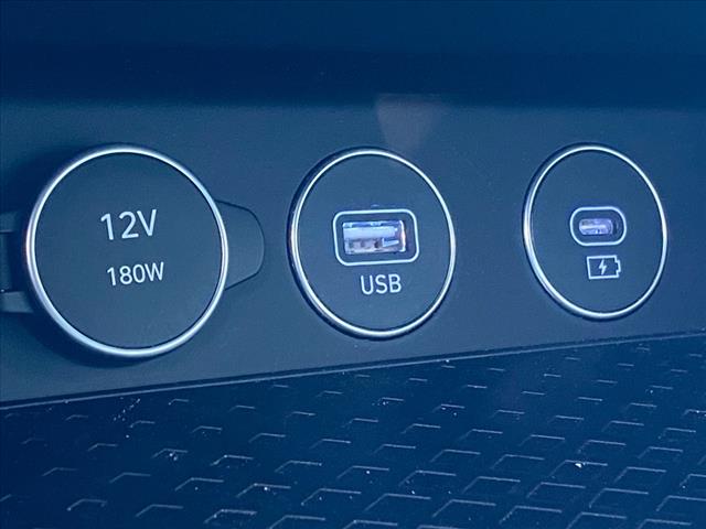 2024 Genesis G70 2.5T Standard
