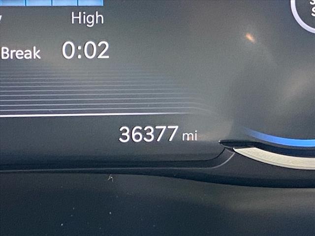 2022 Genesis GV70 2.5T Standard