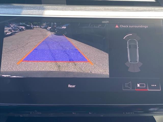 2021 Audi e-tron Premium quattro