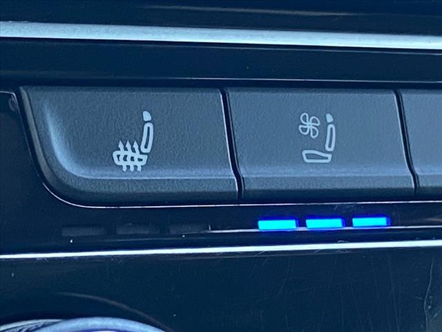 2021 Volkswagen Atlas Cross Sport 3.6L V6 SEL Premium R-Line