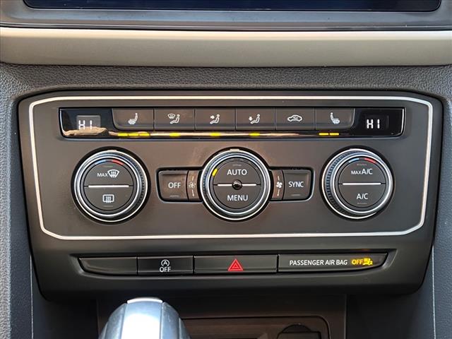 2021 Volkswagen Atlas Cross Sport 3.6L V6 SE w/Technology R-Line