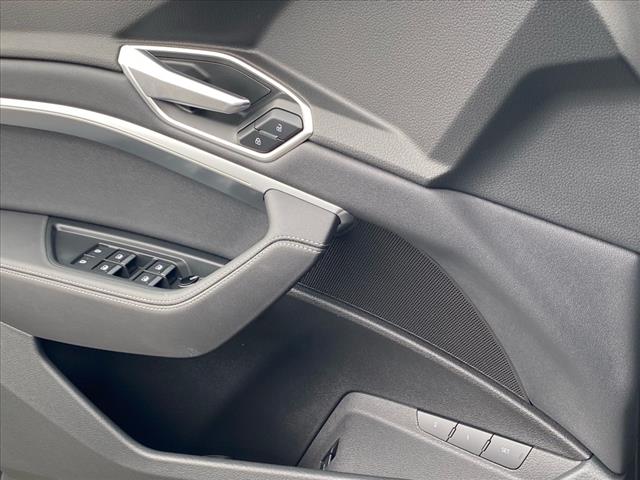 2021 Audi e-tron Premium quattro