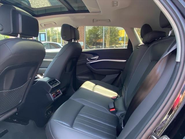 2021 Audi e-tron Premium quattro