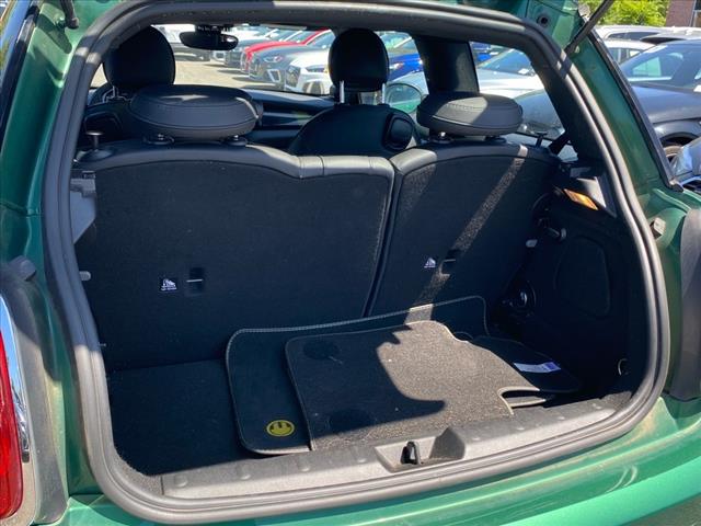 2021 MINI Hardtop 2 Door Signature
