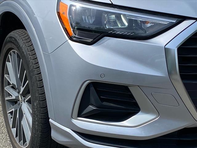 2022 Audi Q3 quattro Premium 40 TFSI