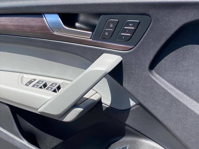 2022 Audi Q5 45 S line Premium quattro