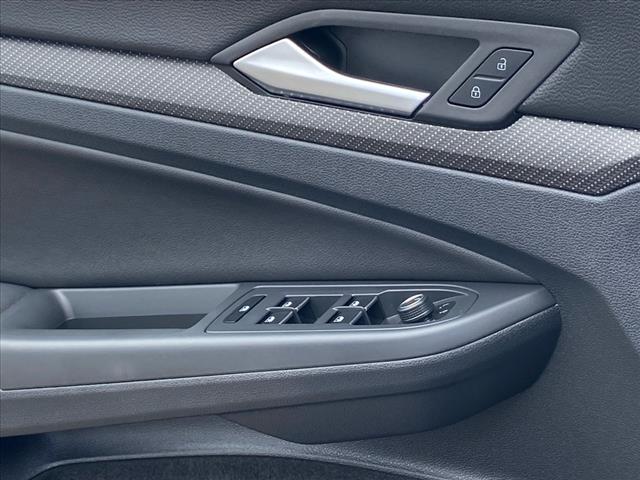 2022 Volkswagen Golf R 2.0T