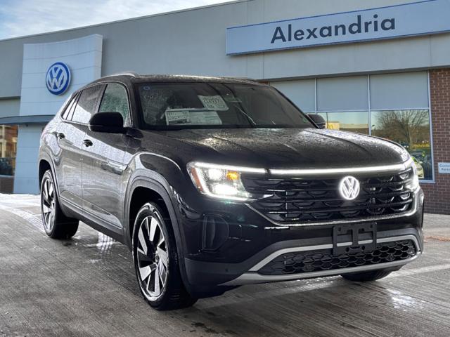 2025 Volkswagen Atlas Cross Sport SE 4Motion