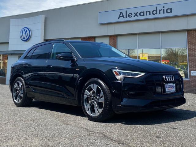 2021 Audi e-tron quattro Premium