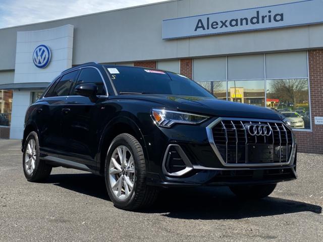 2024 Audi Q3 quattro S line Premium 45 TFSI