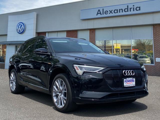 2021 Audi e-tron Prestige quattro