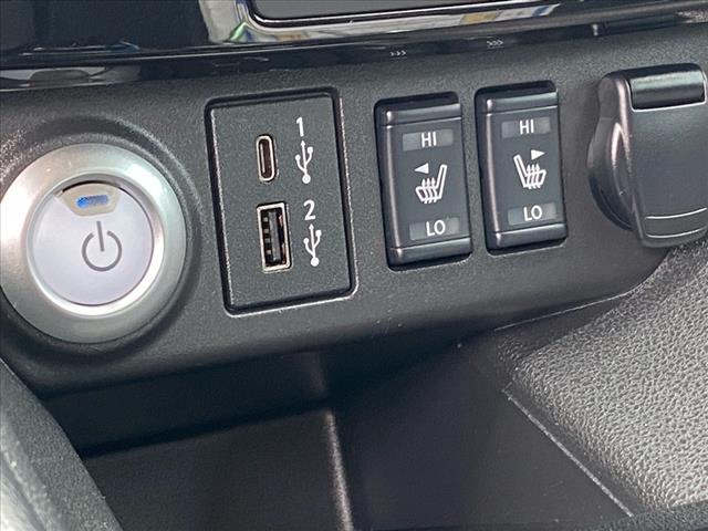2022 Nissan LEAF SV