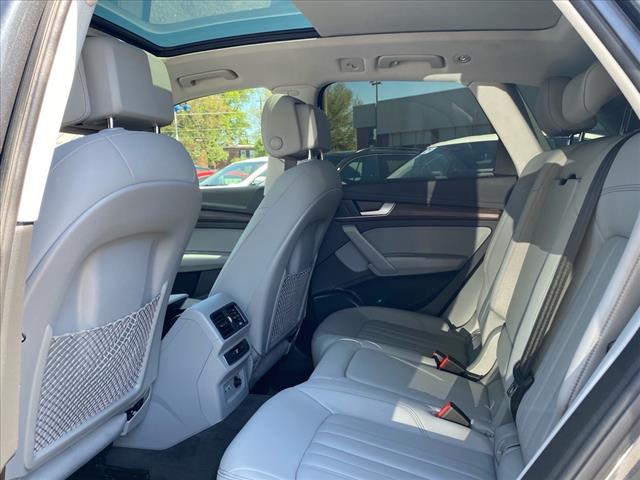 2022 Audi Q5 45 S line Premium quattro