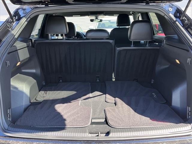 2023 Volkswagen Atlas Cross Sport 2.0T SE