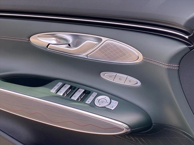 2022 Genesis GV70 2.5T Standard