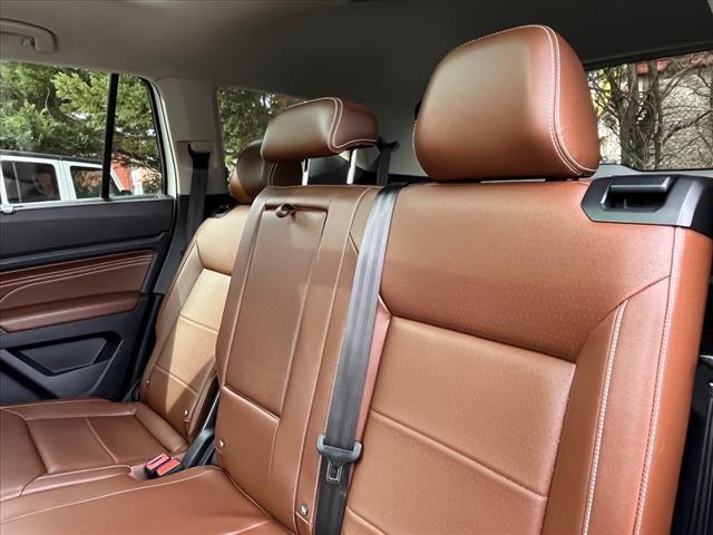 2022 Volkswagen Atlas 3.6L V6 SE w/Technology