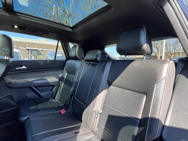 2021 Volkswagen Atlas Cross Sport 3.6L V6 SE w/Technology R-Line
