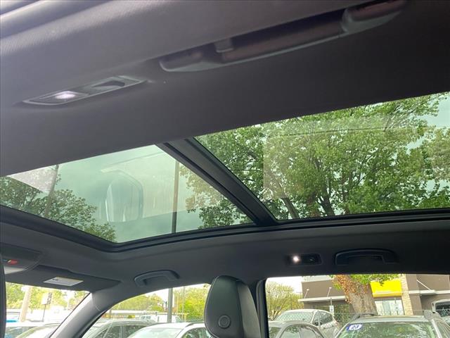 2021 Volkswagen Atlas Cross Sport 3.6L V6 SE w/Technology R-Line