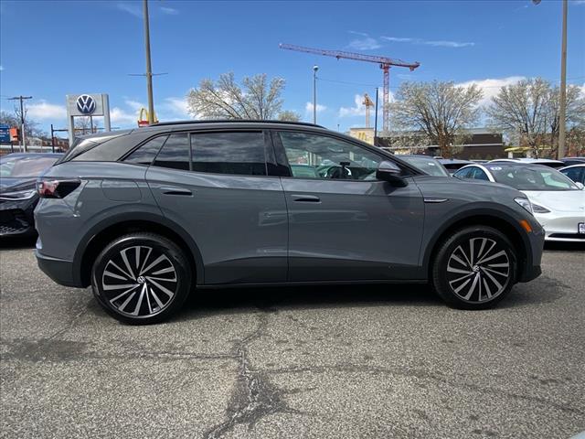 2025 Volkswagen ID.4 Pro