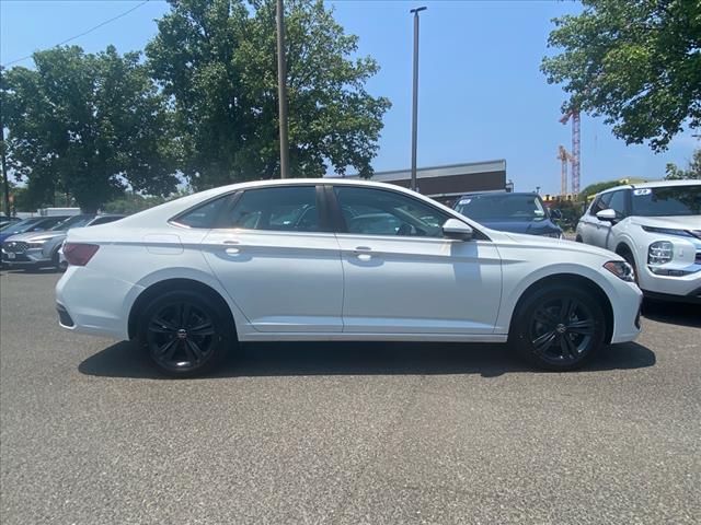 2023 Volkswagen Jetta SE