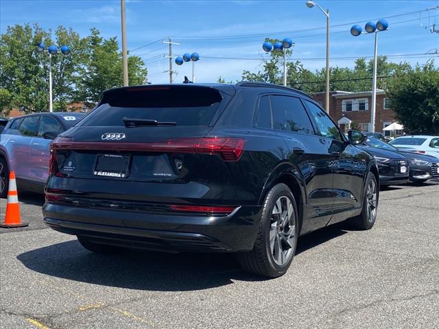 2021 Audi e-tron Premium quattro