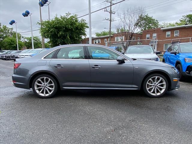 2019 Audi A4 quattro Premium Plus 45 TFSI