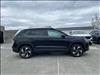 2025 Volkswagen Taos SE 4Motion