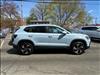 2025 Volkswagen Taos SE 4Motion