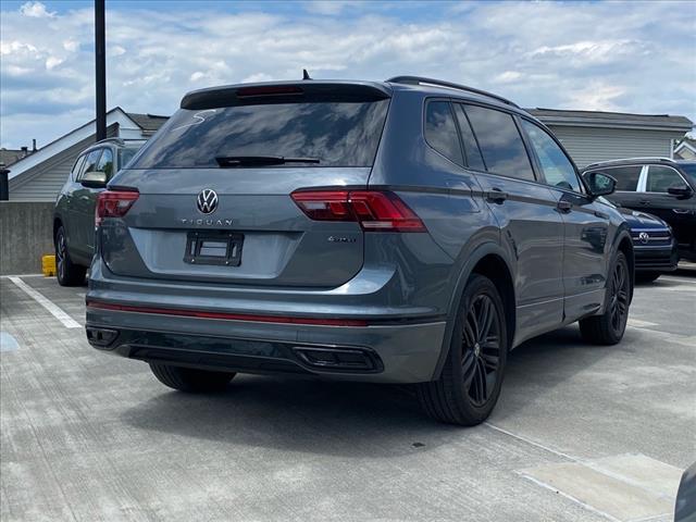 2022 Volkswagen Tiguan 2.0T SE R-Line Black