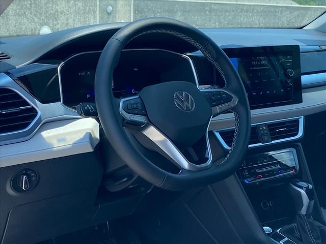 2025 Volkswagen Taos 