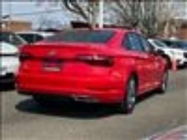 2021 Volkswagen Jetta R-Line