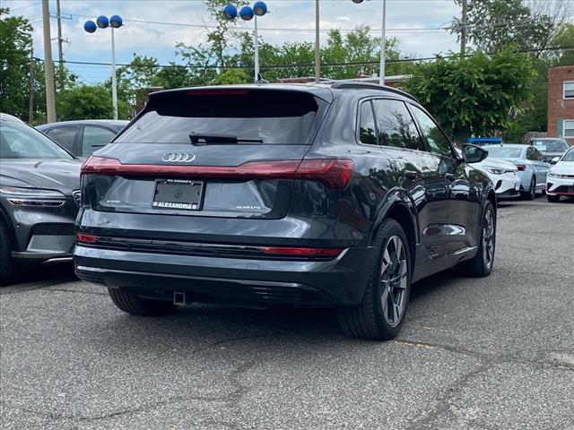 2021 Audi e-tron Premium quattro