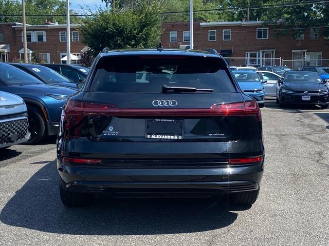 2021 Audi e-tron Premium quattro