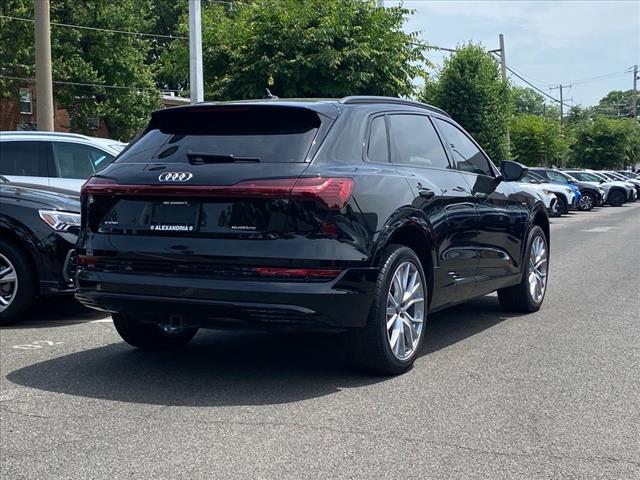 2021 Audi e-tron Prestige quattro