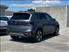 2026 Volkswagen Taos SE 4Motion - thumbnail 3