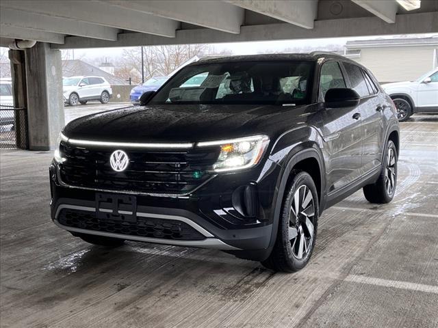 2025 Volkswagen Atlas Cross Sport SE 4Motion